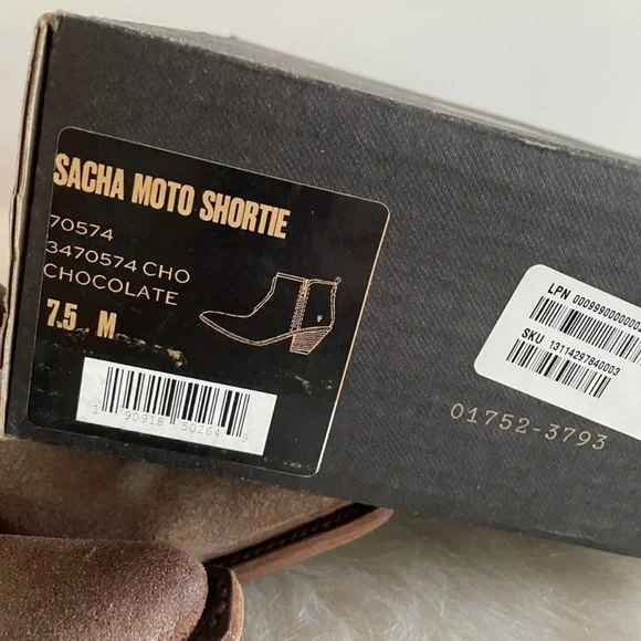 FRYE Women's Chocolate Genuine Leather Ankle Booties - Picture 11 of 11